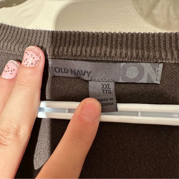 Argyle V Neck Sweater - Picture 2 of 3